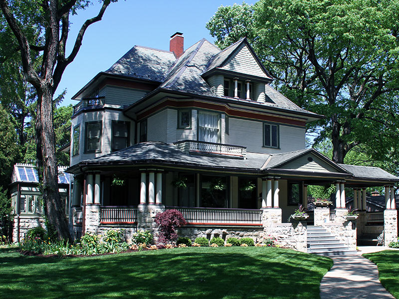 front view of a residential property chicago il